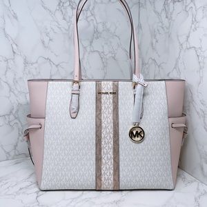 Michael Kors Gilly Large Drawstring Tote